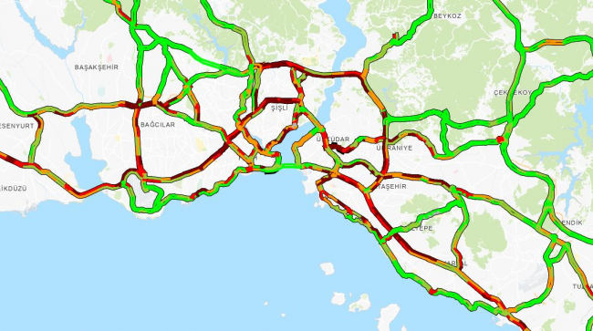 İstanbul'da trafik yoğunluğu yüzde 85'e yükseldi