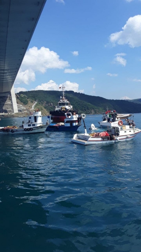 İstanbul'da gemi ile balıkçı teknesi çarpıştı: 2 ölü