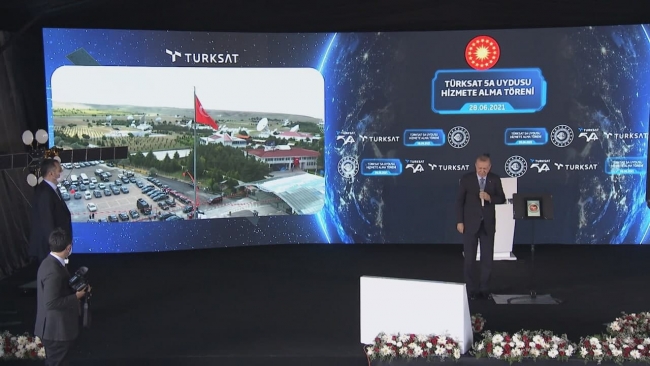 Cumhurbaşkanı Erdoğan: Türkiye kendi uydusunu üreten 10 ülke arasına girecek