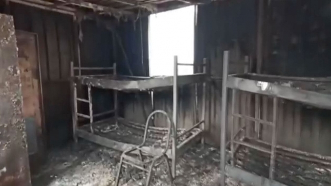 Orman çalışanlarının nöbet yerleri de küle döndü