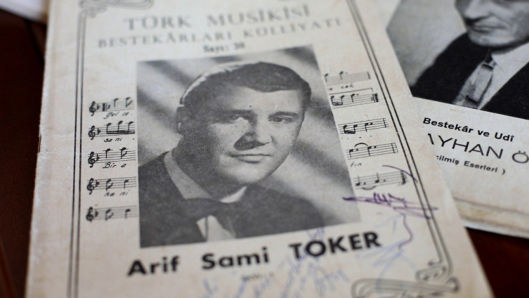 Göksel Arsoy arşivini TRT İstanbul Radyosu’na bağışladı
