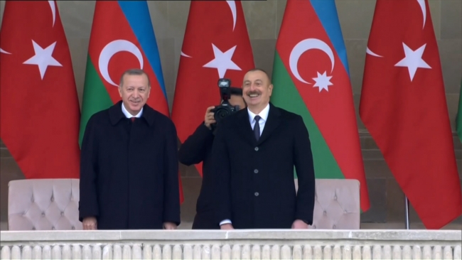 Azerbaycan'ın zafer plakaları