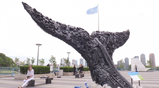 Plastik atıkları sanat eserlerine dönüştürdüler