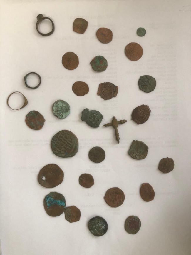 Polis şüpheyle durdurdu, üzerinden tarihi eserler çıktı