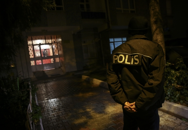 Aranan şahısların yakalanması için polis düğmeye bastı
