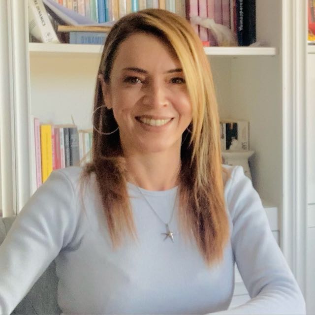 Dr. Deniz Demirhan