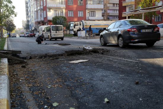 Diyarbakır'daki patlamanın etkisi gün ağarınca ortaya çıktı
