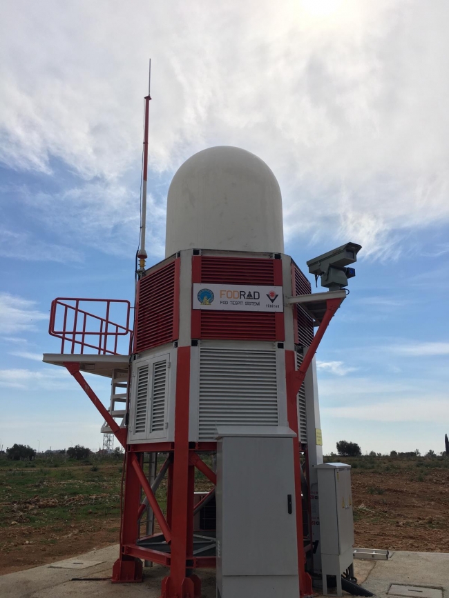 Havalimanlarındaki pistlerin güvenliği yerli radara emanet