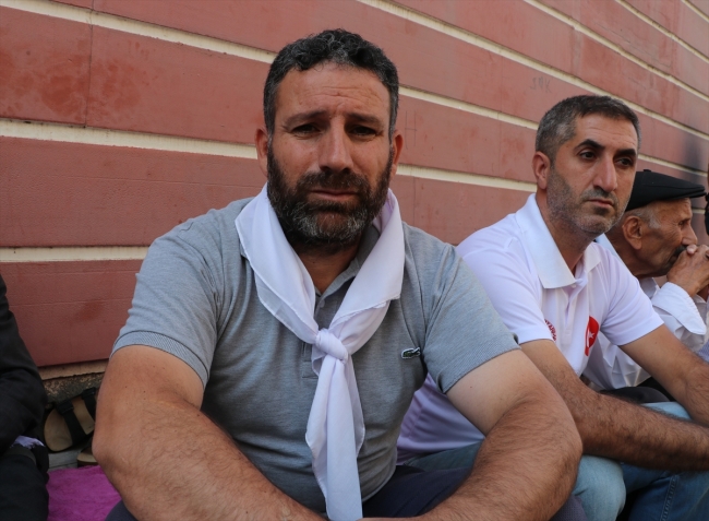 Evlat nöbetine katılan aile sayısı 34'e yükseldi