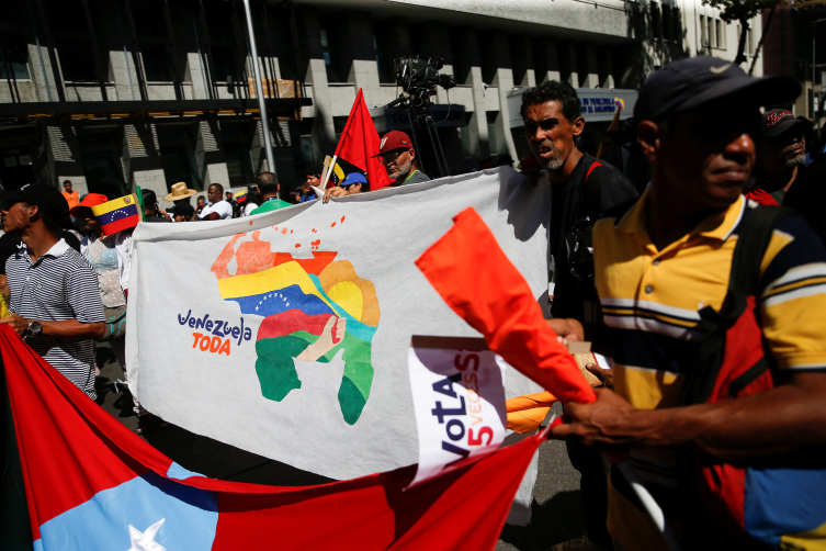 Venezuela’da halk, 3 Aralık'ta düzenlenen referandumda yüzde 96 evet oyu ile Esequibo bölgesine ilişkin hükümete tam destek verdi. Fotoğraf: Reuters
