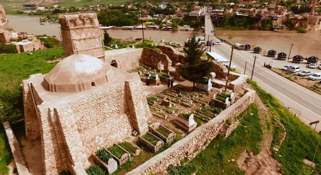 Hasankeyf'te türbe ve zaviyeler de taşınıyor