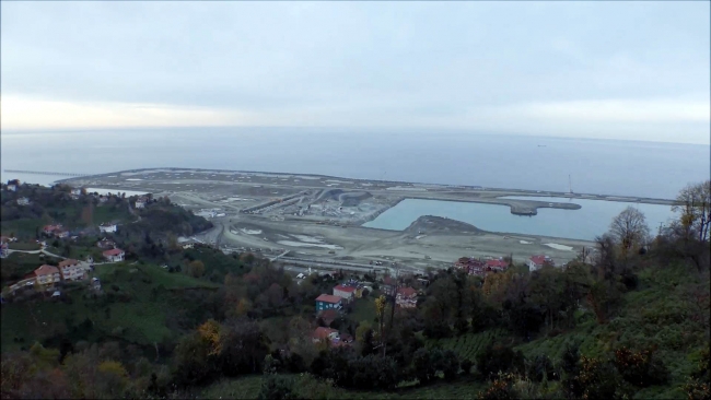 Rize-Artvin Havalimanı'nın yüzde 62'si tamamlandı