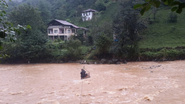 Rize'de hasar 143,5 milyon lira