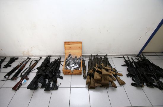 İşte FETÖ'cü askerlerin darbe girişiminde kullandığı silahlar