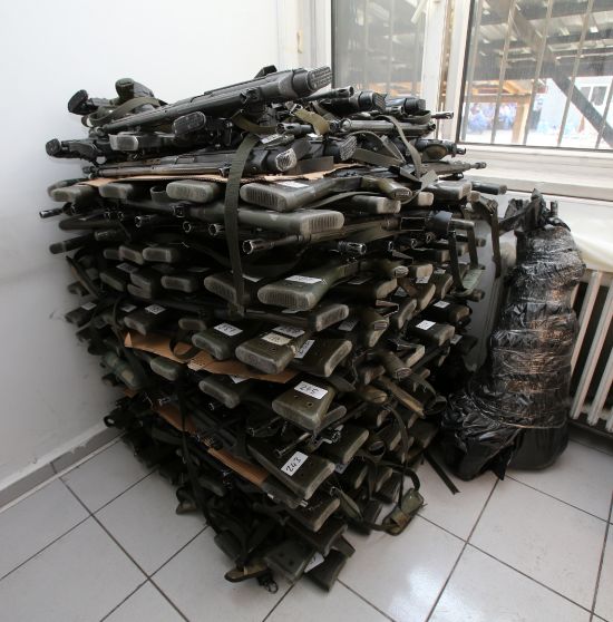 İşte FETÖ'cü askerlerin darbe girişiminde kullandığı silahlar