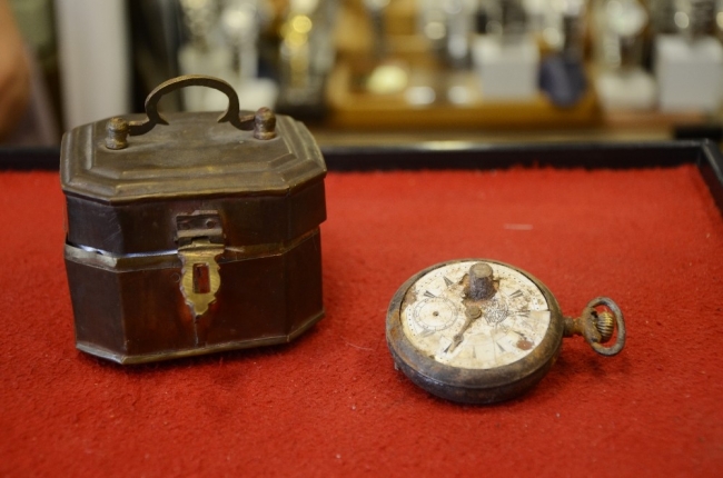 Kurşunu durduran saat müzede sergilenmeyi bekliyor