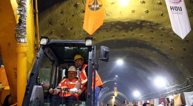 Sabuncubeli Tüneli'nde ışık göründü
