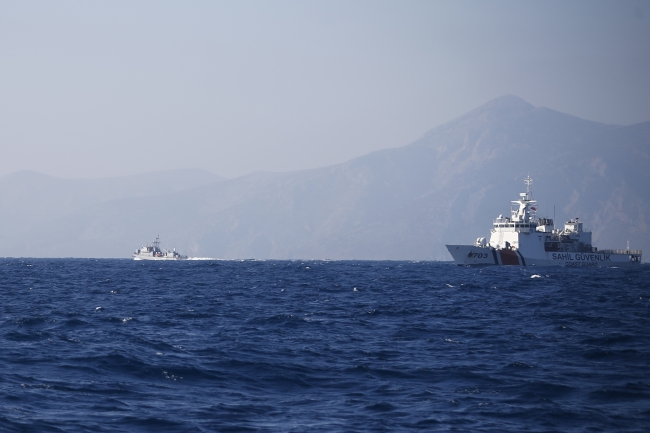 Sahil Güvenlik, Yunan botlarını Kardak'a yaklaştırmıyor