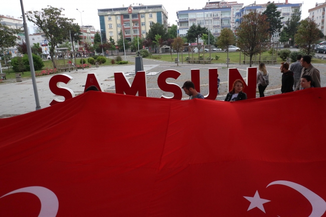 Samsun'da 1919 metrelik dev Türk bayrağı açıldı