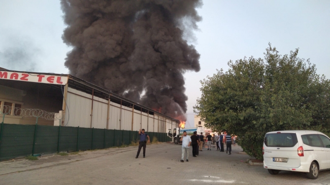 Şanlıurfa'da iş yeri yangını