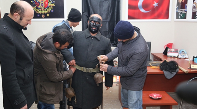 Saya geleneğini unutmuyorlar