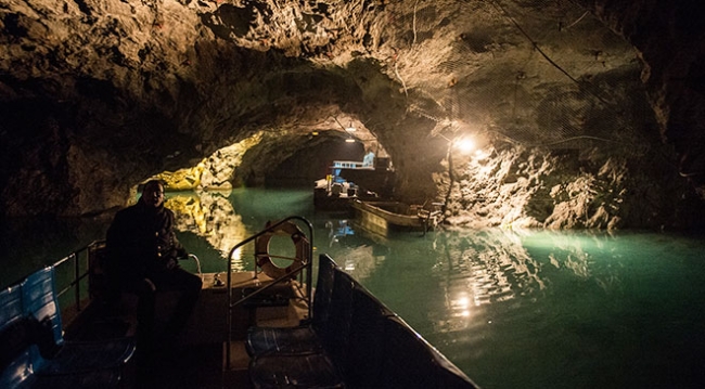 Avrupa'nın en büyük yeraltı gölü: Seegrotte
