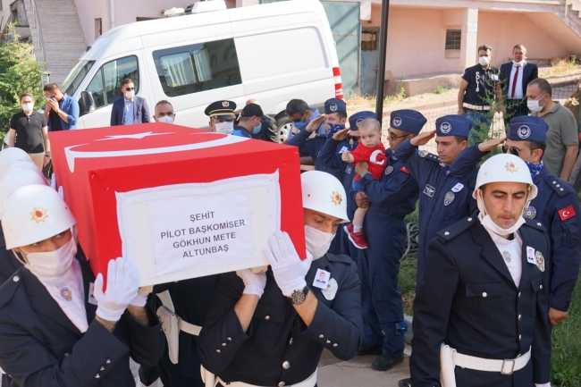 Artos Dağı şehitleri son yolculuklarına uğurlandı