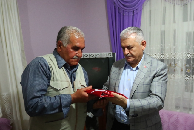 Başbakan Yıldırım, Haymana'da şehit ailesini ziyaret etti