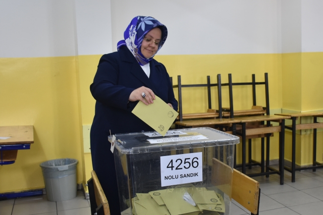 Bakanlar oylarını kullandı