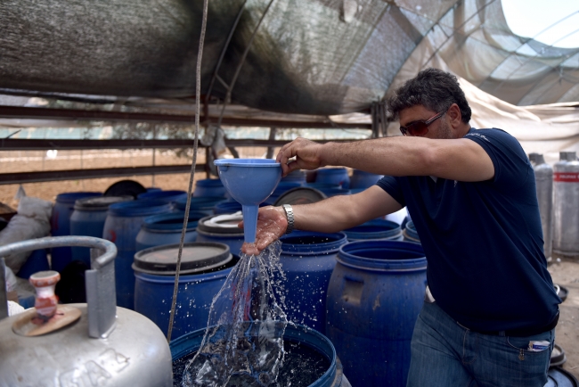 Sera görünümü verilen içki imalathanesine baskın: 2 tutuklama