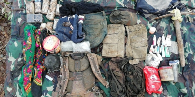 Siirt'te PKK'lı teröristlerin kullandığı 5 barınak ve sığınak imha edildi