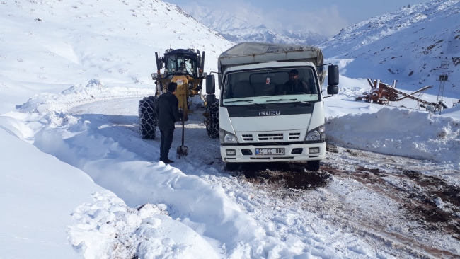 Siirt'te 32 köy yolu ulaşıma açıldı