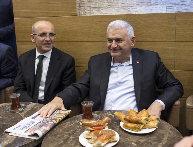 Başbakan Yıldırım, Londra ziyaretini şehir turuyla tamamladı