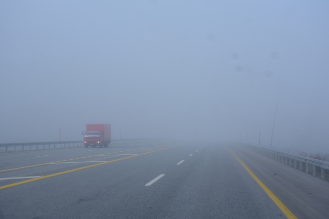 Van ve Bitlis'te 19 yol ulaşıma kapandı