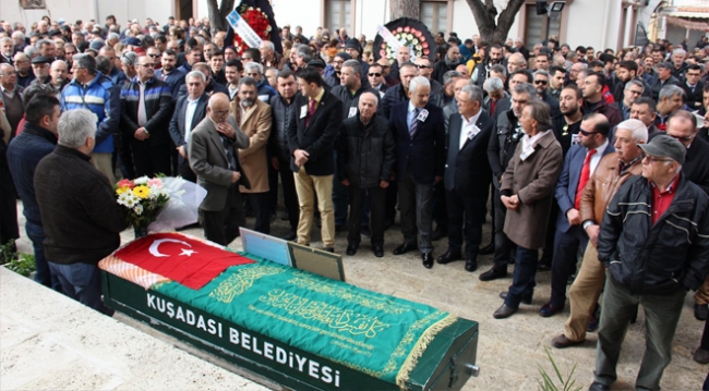 Zihinsel engelli 'Sıtkı Başkan'ı 5 bin kişi bando eşliğinde uğurladı