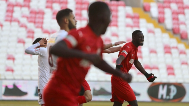 Sivas'ta puanlar paylaşıldı