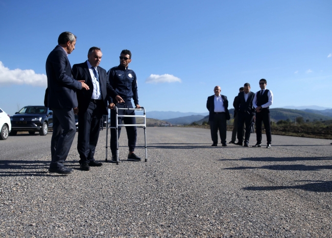 Sofuoğlu, Düzce'de yeni yapılan yarış pistini inceledi