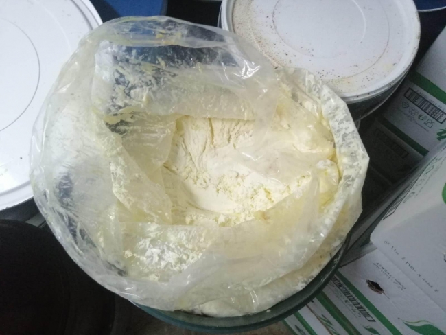 Tarihi geçen 3 ton peyniri piyasaya süremeden yakalandı