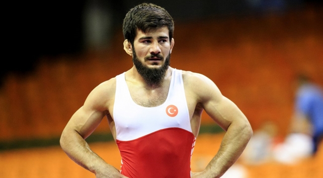 Minderin yenilmez kralı Taha Akgül