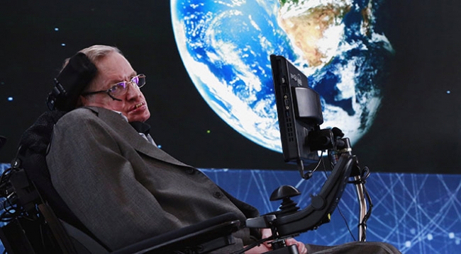 Ünlü Fizikçi Stephen Hawking hayatını kaybetti