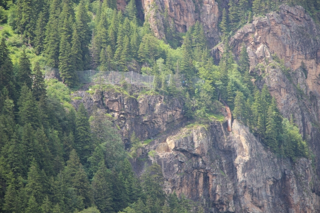 Sümela Manastırı girişindeki 60 tonluk kaya düşürülecek