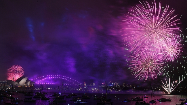 Dünya 2018'i coşkuyla karşıladı