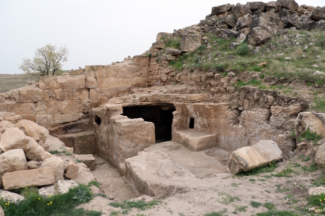 Diyarbakır’daki gizemli tapınakta yeni koridorlar ortaya çıkarıldı