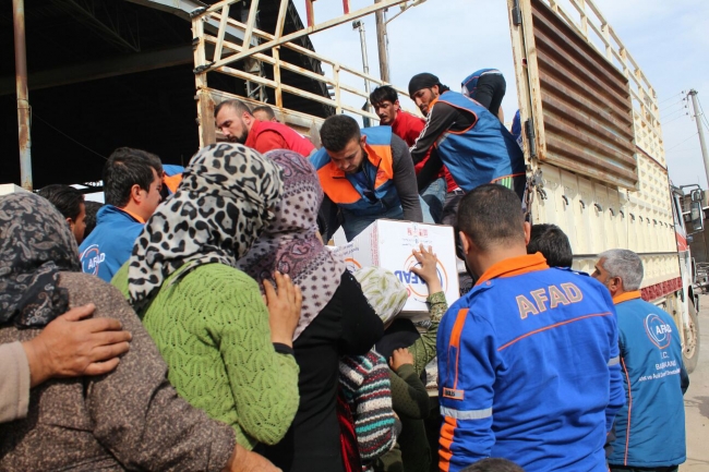 2. Ordu Komutanı Temel’den Afrin’de kardeşlik mesajı