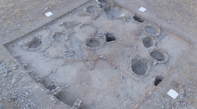 3 bin 500 yıllık tahıl ambarları gün yüzüne çıkarıldı