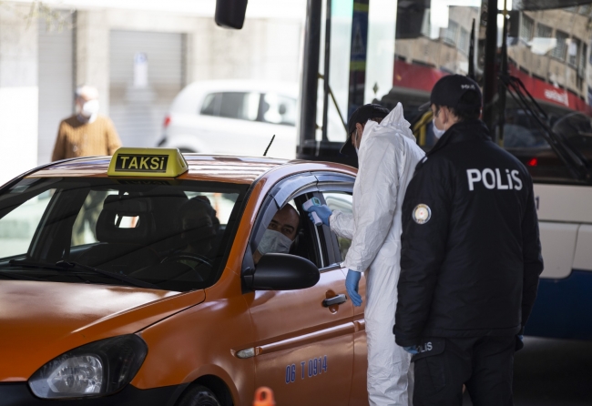 Taksiler ve taksi duraklarında alınan önlemler