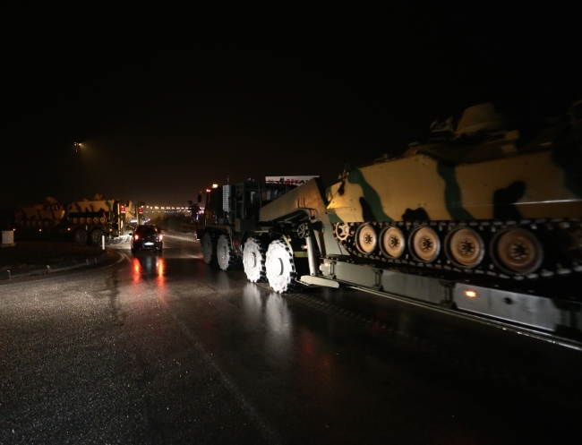 Gülbaba'ya tank sevkiyatı sürüyor