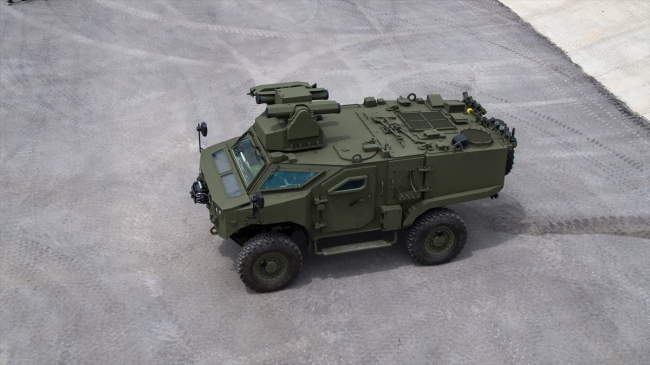 Türkiye'nin tank avcısı Paris'te tanıtıldı