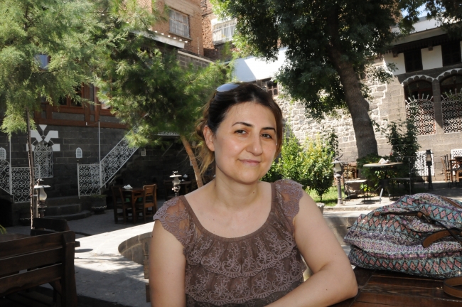 Cahit Sıtkı Tarancı'nın hatırası doğup büyüdüğü evde yaşıyor