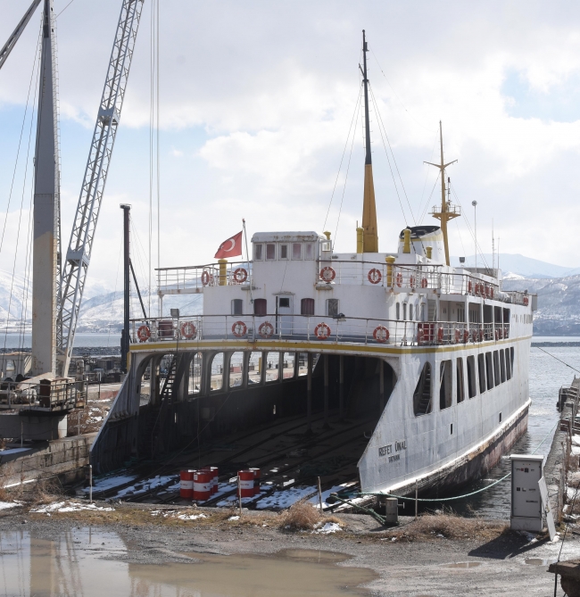 Tatvan'daki feribot, yüzen otel olarak hizmet verecek
